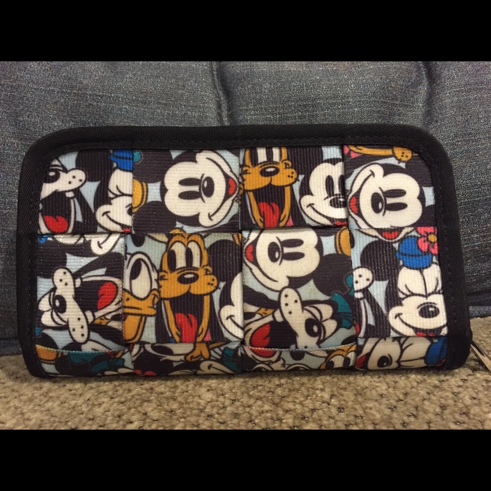 Disney Harveys BFF Classic Wallet